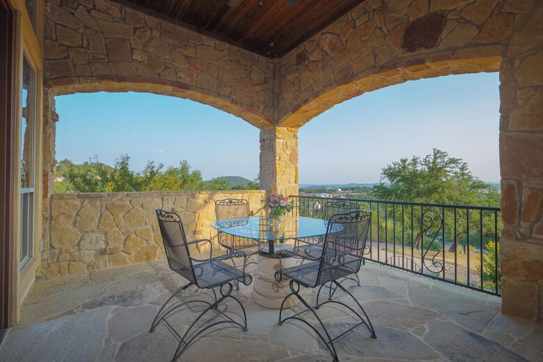Lake Travis Luxury Estate with Panoramic Views - Volente, Texas