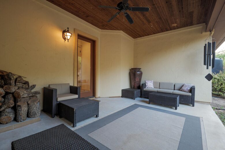 Lake Travis Luxury Estate with Panoramic Views - Volente, Texas