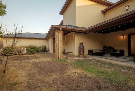 Lake Travis Luxury Estate with Panoramic Views - Volente, Texas