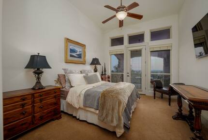 Lake Travis Luxury Estate with Panoramic Views - Volente, Texas