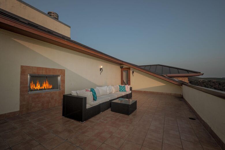 Lake Travis Luxury Estate with Panoramic Views - Volente, Texas