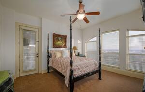 Lake Travis Luxury Estate with Panoramic Views - Volente, Texas