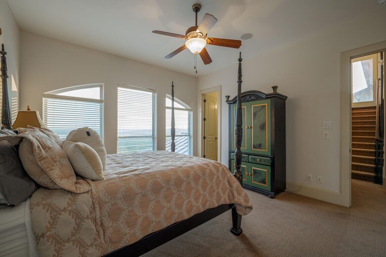 Lake Travis Luxury Estate with Panoramic Views - Volente, Texas