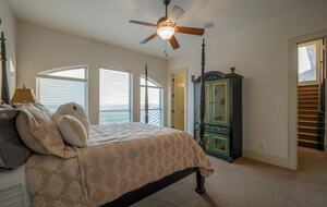 Lake Travis Luxury Estate with Panoramic Views - Volente, Texas