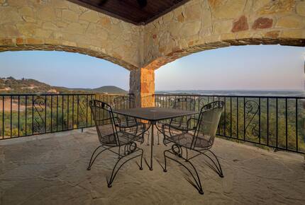 Lake Travis Luxury Estate with Panoramic Views - Volente, Texas