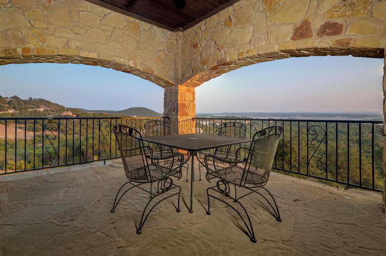 Lake Travis Luxury Estate with Panoramic Views - Volente, Texas