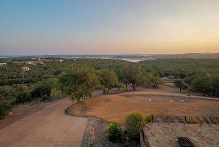 Lake Travis Luxury Estate with Panoramic Views - Volente, Texas