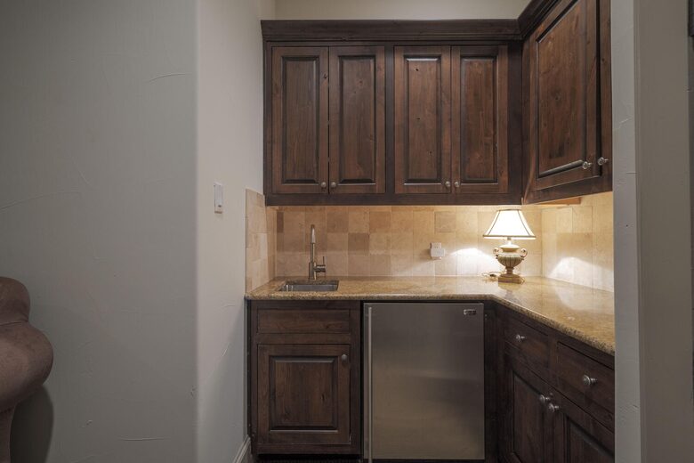 Lake Travis Luxury Estate with Panoramic Views - Volente, Texas