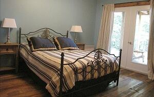 Mont Tremblant Lakefront Cottage - Mont Tremblant, Canada