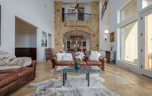 Lake Travis Luxury Estate with Panoramic Views - Volente, Texas