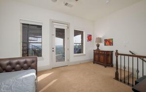 Lake Travis Luxury Estate with Panoramic Views - Volente, Texas