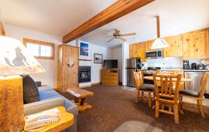 Lake Tahoe Hideaway Steps from the Shoreline - Tahoe Vista, California