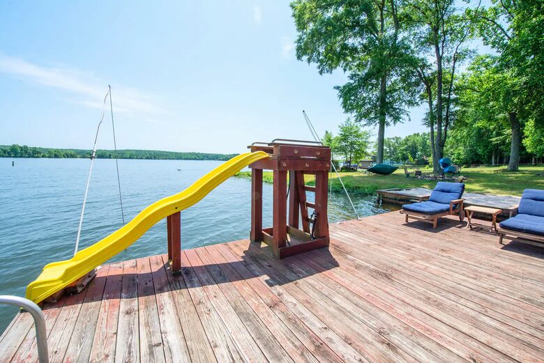 Lake Anna Cabin with Private Dock & Views - Mineral, Virginia