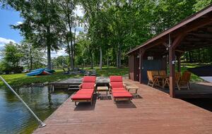 Lake Anna Cabin with Private Dock & Views - Mineral, Virginia