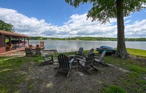 Lake Anna Cabin with Private Dock & Views - Mineral, Virginia