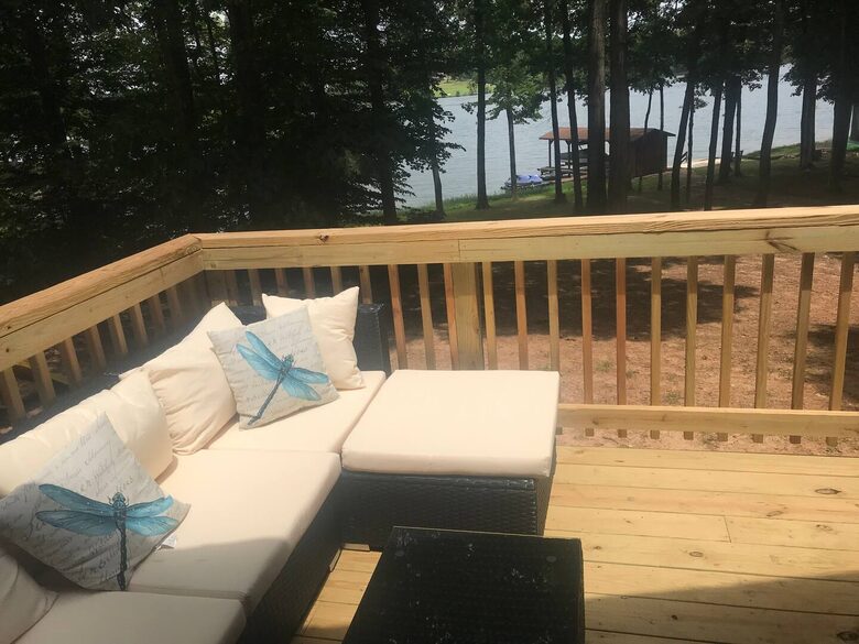 Lake Anna Cabin with Private Dock & Views - Mineral, Virginia