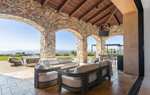 Sunset Point Splendor | Mountain, City & Ocean Vistas