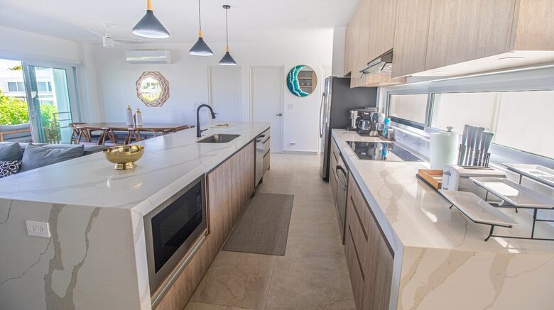 Tropical Luxury Retreat Steps from Avellanas Surf - Playa Avellanas, Costa Rica