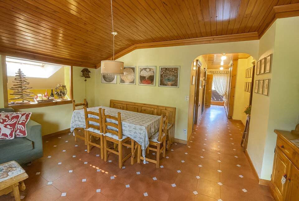 Warm and Inviting Alpine Escape - Bormio, Italy