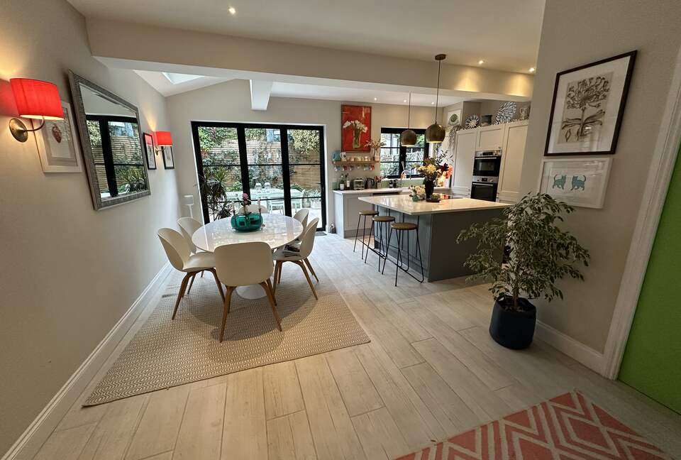 Edwardian Elegance in the Heart of Chiswick - London, United Kingdom