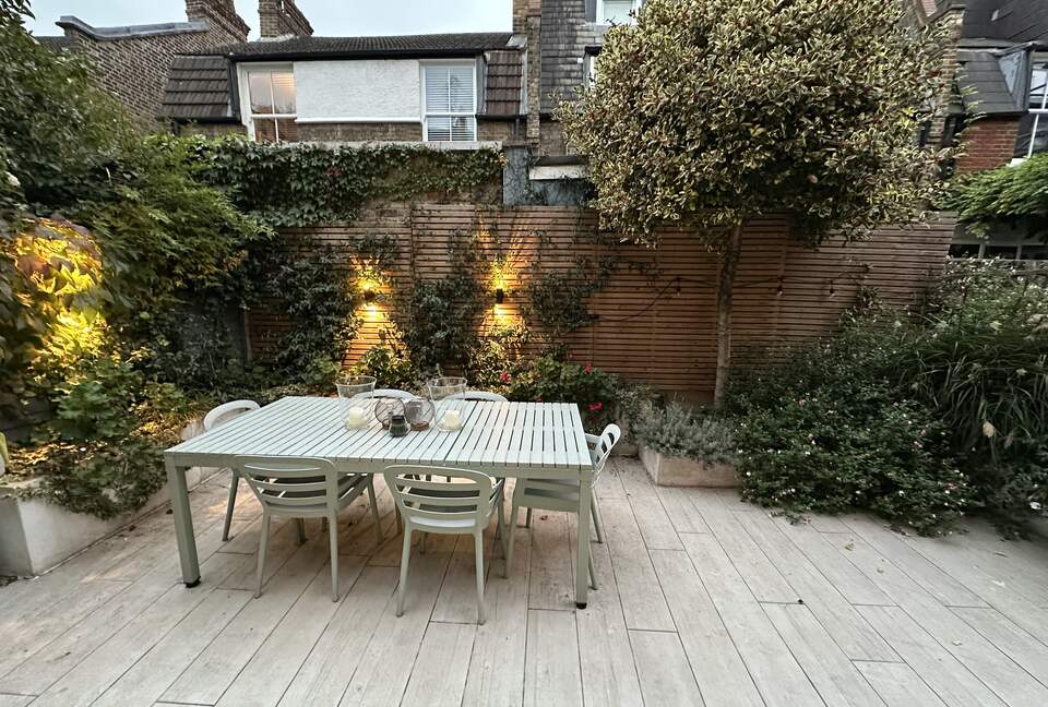 Edwardian Elegance in the Heart of Chiswick - London, United Kingdom