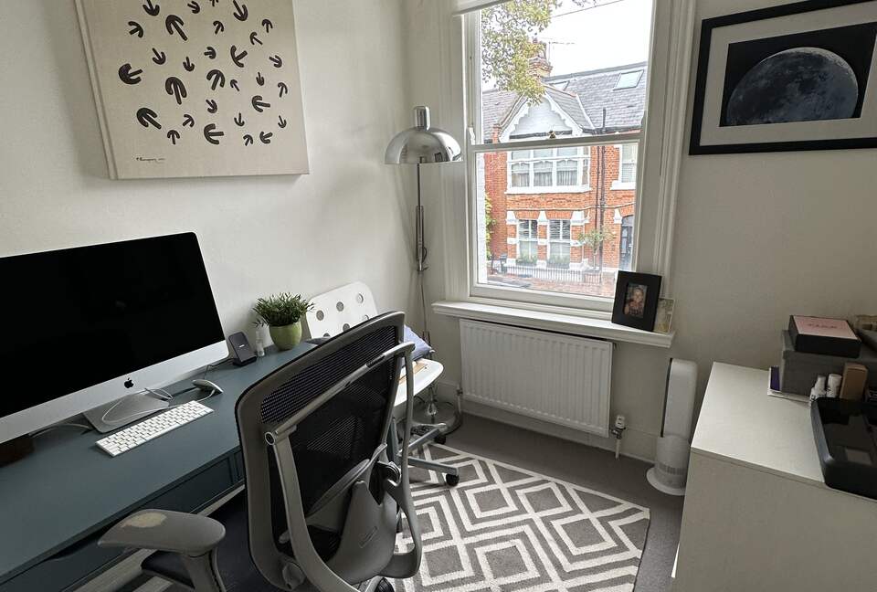 Edwardian Elegance in the Heart of Chiswick - London, United Kingdom