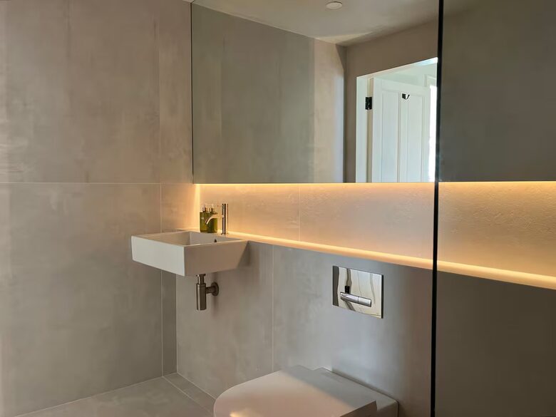 Refined Coastal Cottage Near the Cliffs of Moher - Lough South, Ireland