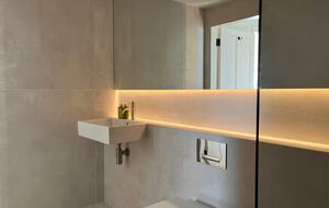 Refined Coastal Cottage Near the Cliffs of Moher - Lough South, Ireland