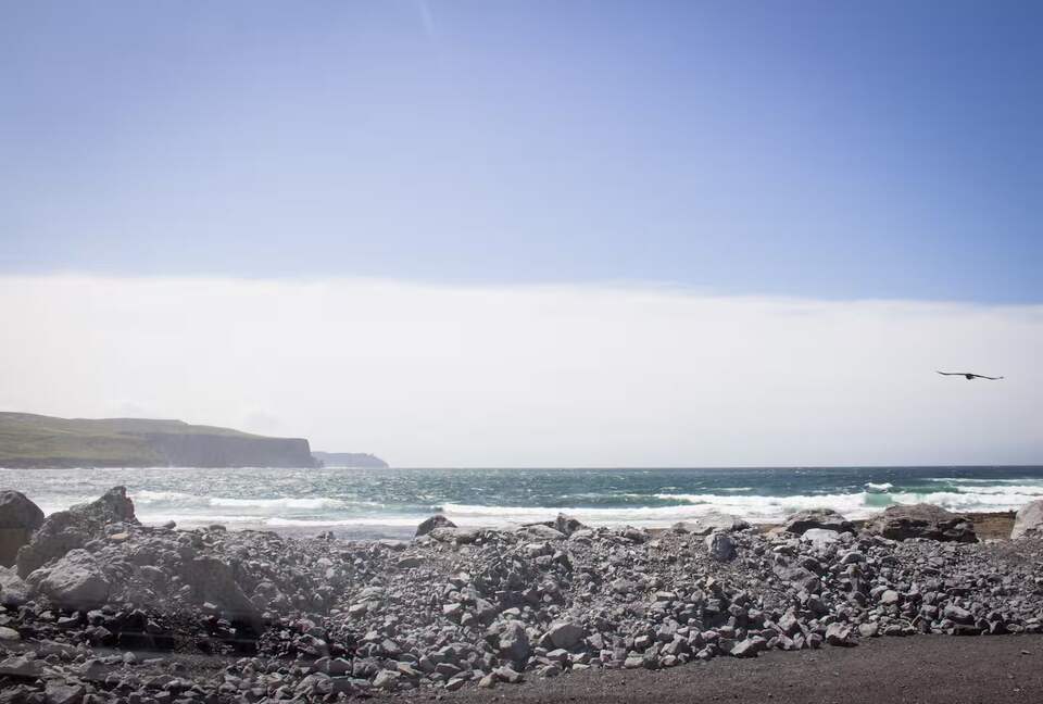 Refined Coastal Cottage Near the Cliffs of Moher - Lough South, Ireland