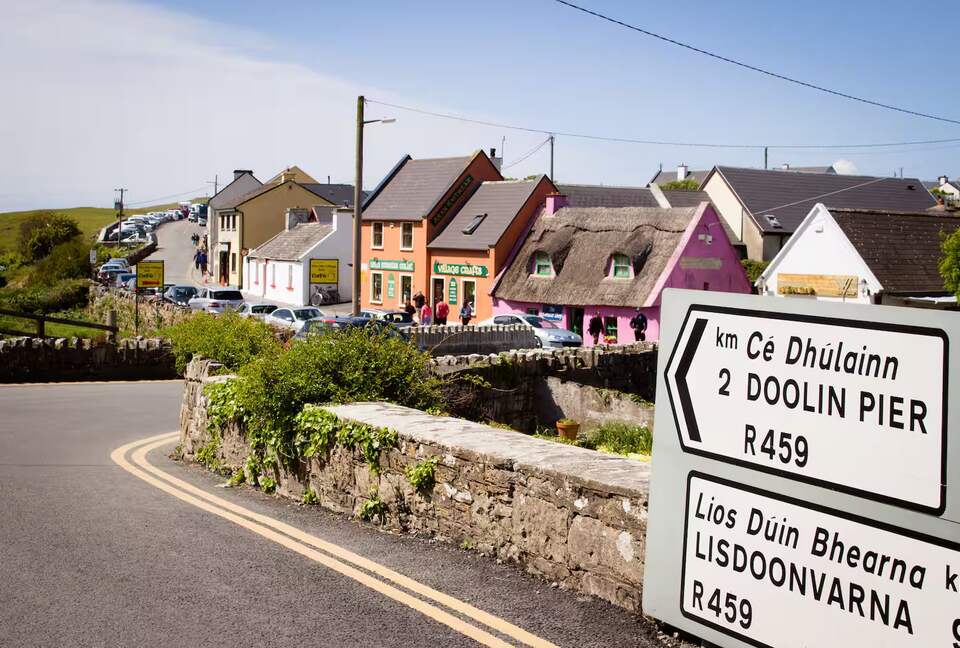 Refined Coastal Cottage Near the Cliffs of Moher - Lough South, Ireland