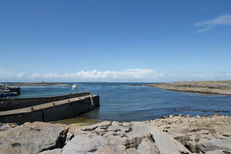 Refined Coastal Cottage Near the Cliffs of Moher - Lough South, Ireland