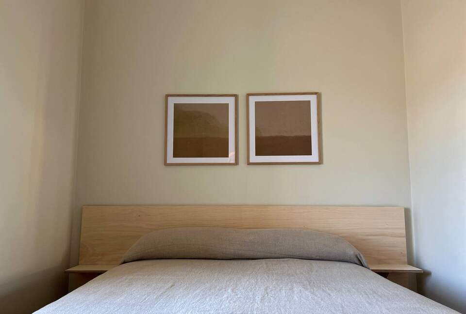 Refined Coastal Cottage Near the Cliffs of Moher - Lough South, Ireland