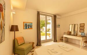 Contemporary Masseria Living in Southern Italy - Muro Leccese, Italy