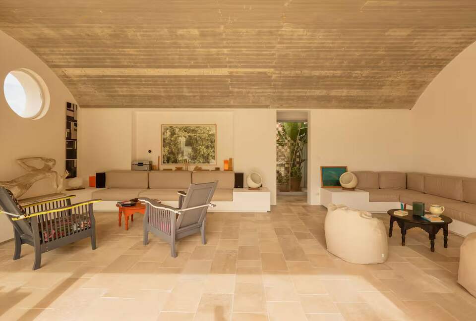 Contemporary Masseria Living in Southern Italy - Muro Leccese, Italy