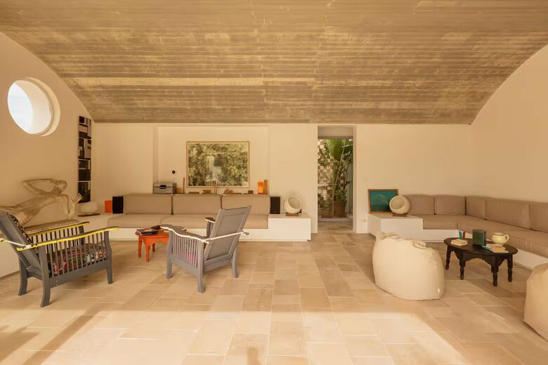 Contemporary Masseria Living in Southern Italy - Muro Leccese, Italy
