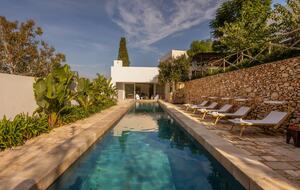 Contemporary Masseria Living in Southern Italy - Muro Leccese, Italy