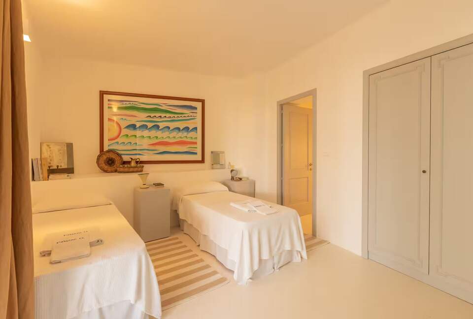 Contemporary Masseria Living in Southern Italy - Muro Leccese, Italy