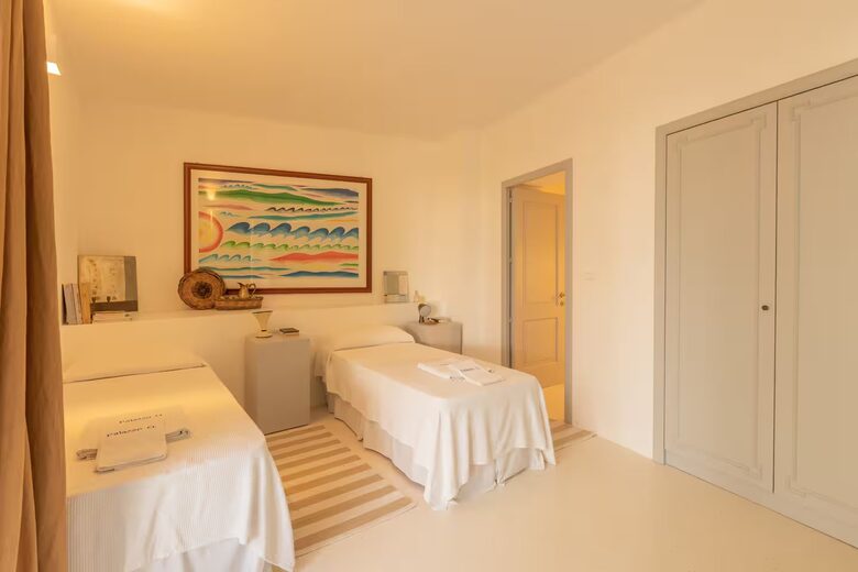 Contemporary Masseria Living in Southern Italy - Muro Leccese, Italy