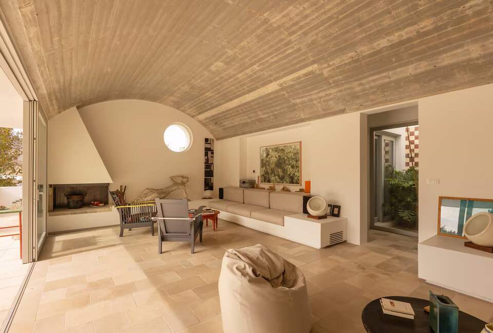 Contemporary Masseria Living in Southern Italy - Muro Leccese, Italy