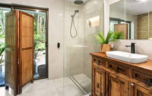 Stylish Queensland Hideaway near Noosa Beaches - Tinbeerwah, Australia