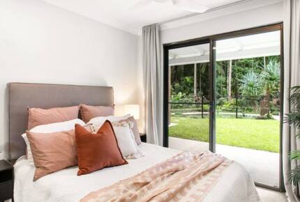 Stylish Queensland Hideaway near Noosa Beaches - Tinbeerwah, Australia