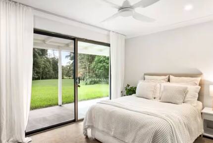 Stylish Queensland Hideaway near Noosa Beaches - Tinbeerwah, Australia