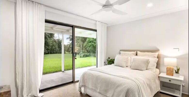 Stylish Queensland Hideaway near Noosa Beaches - Tinbeerwah, Australia