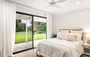Stylish Queensland Hideaway near Noosa Beaches - Tinbeerwah, Australia