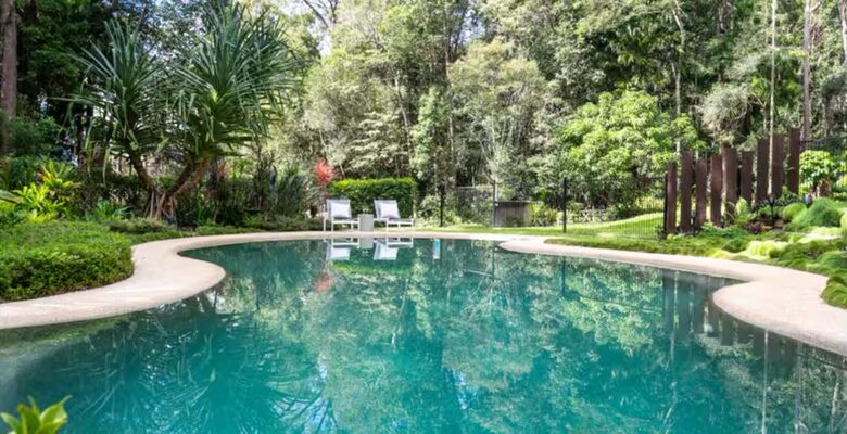 Stylish Queensland Hideaway near Noosa Beaches - Tinbeerwah, Australia