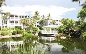 Tranquil Oceanfront Island Escape with Resort Amenities - Sanibel Island, Florida