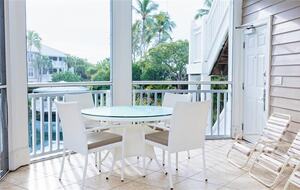 Tranquil Oceanfront Island Escape with Resort Amenities - Sanibel Island, Florida