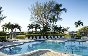 Tranquil Oceanfront Island Escape with Resort Amenities - Sanibel Island, Florida
