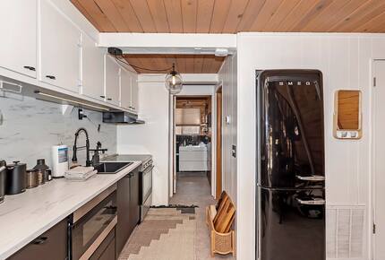 Peaceful Mountain A-Frame Escape Near Bear Lake - Big Bear Lake, California