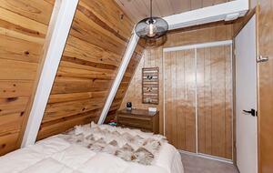 Peaceful Mountain A-Frame Escape Near Bear Lake - Big Bear Lake, California